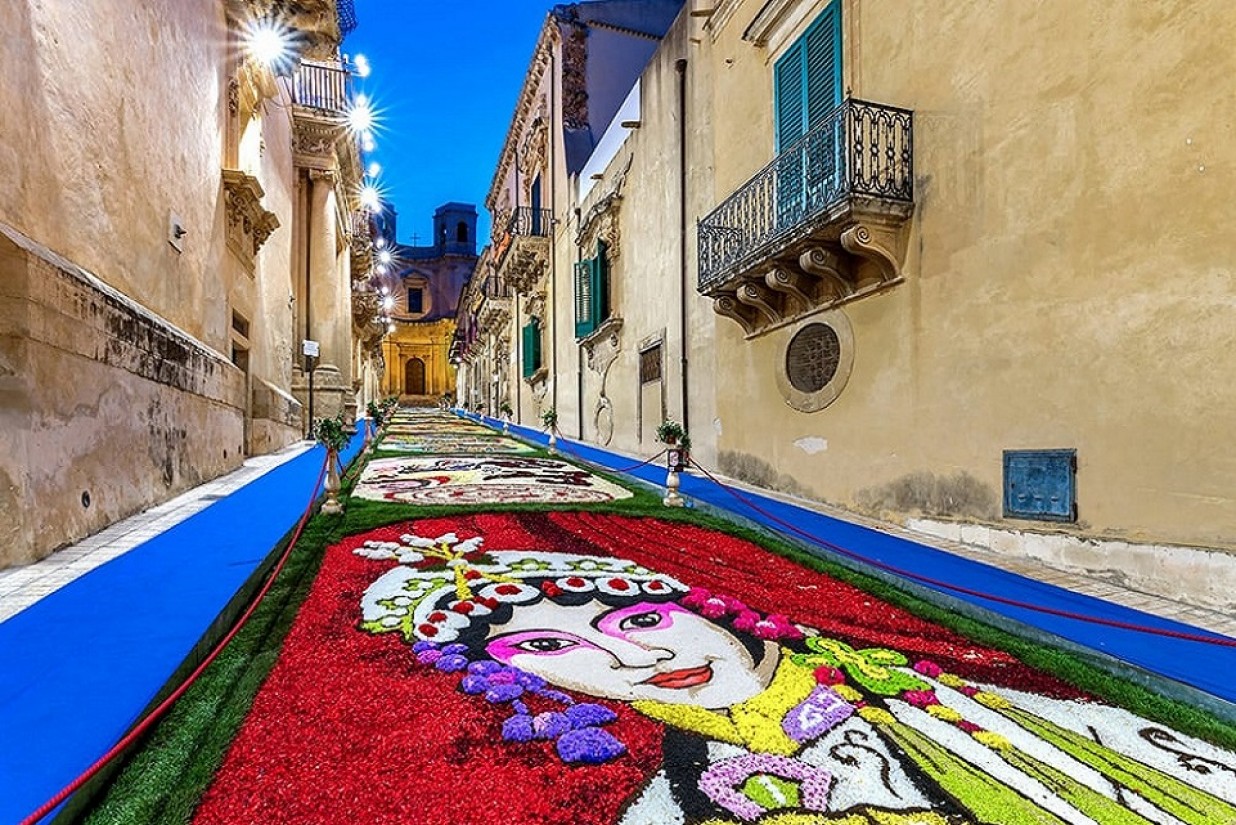 Sicily’s famous Infiorata dazzles visitors