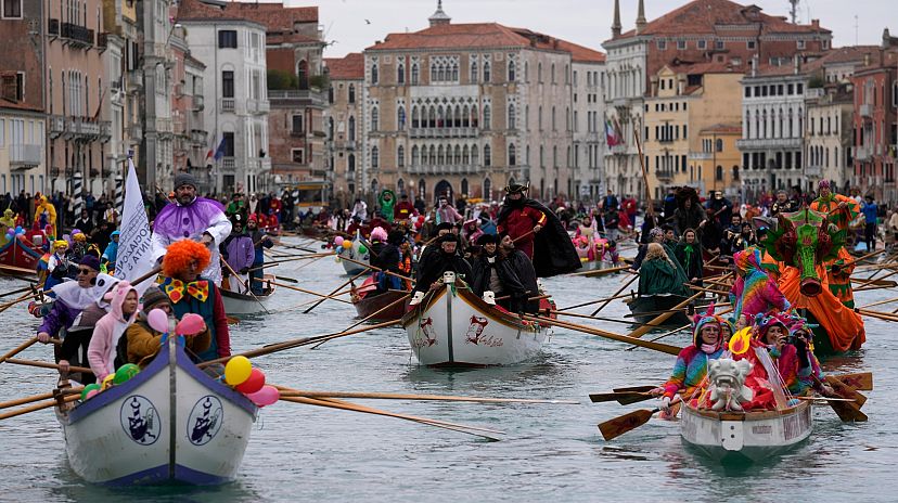 How to experience Venice Carnival like a local