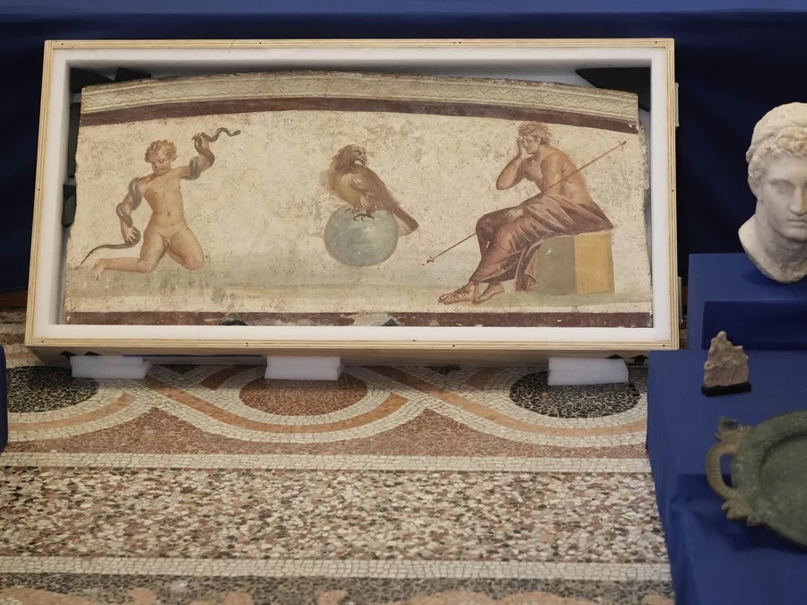 An ancient fresco is among 60 treasures the U.S. is returning to Italy