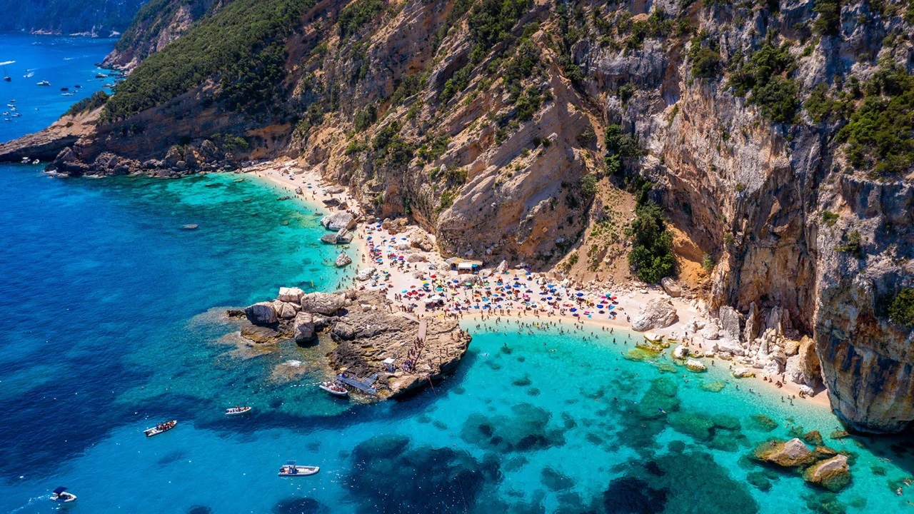 The Italian beaches putting a daily cap on visitors this summer
