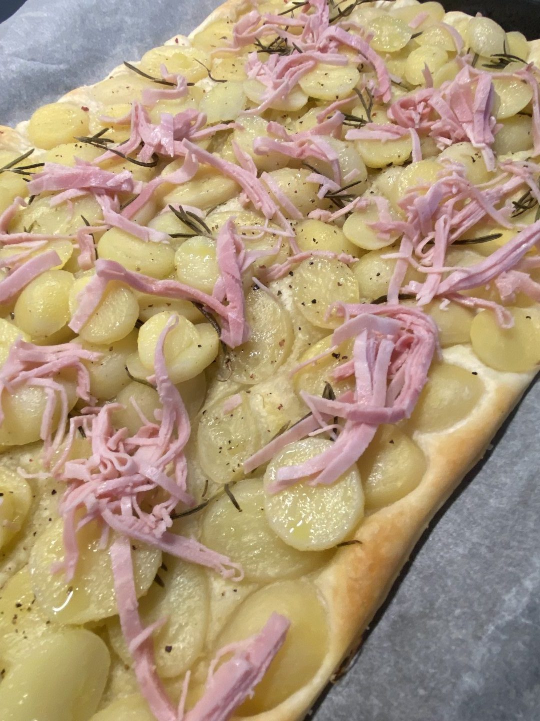 Filo Dough Pizza with Ham, Cheese & Potatoes